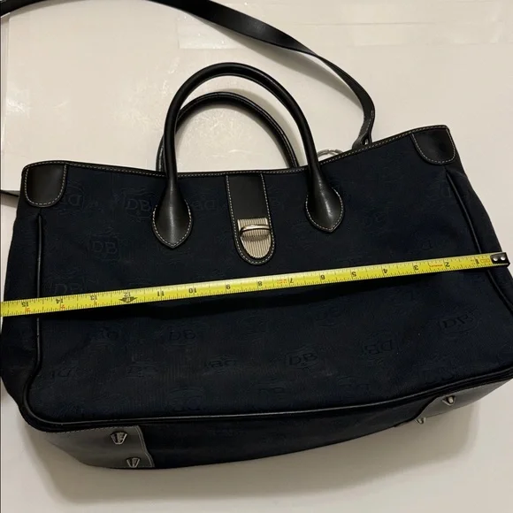 Dooney and Bourke bag - Picture 12 of 13